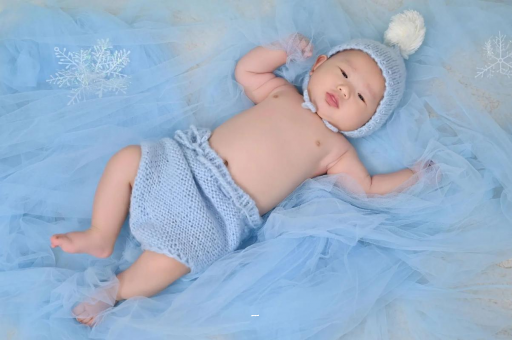 唐山摸孕妇肚子沾喜气